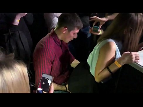 ❤️ Tinuod nga sekso sa usa ka nightclub sa Russia. Ang 18-anyos nga Ruso nga babaye sa anus ug puwerta nakighilawas sa usa ka nightclub ❤️❌ Porno fb sa amon ceb.teatroporno.ru ❌